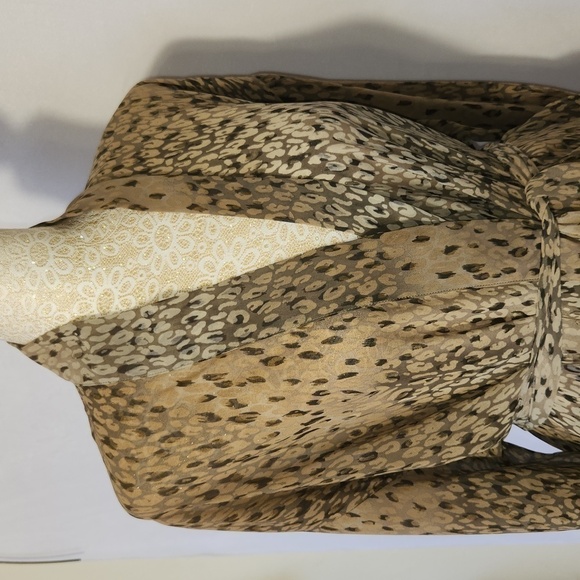 Victoria's Secret Animal Print Semi Sheer Tie Front Side Pockets Light Robe OS - Picture 4 of 13